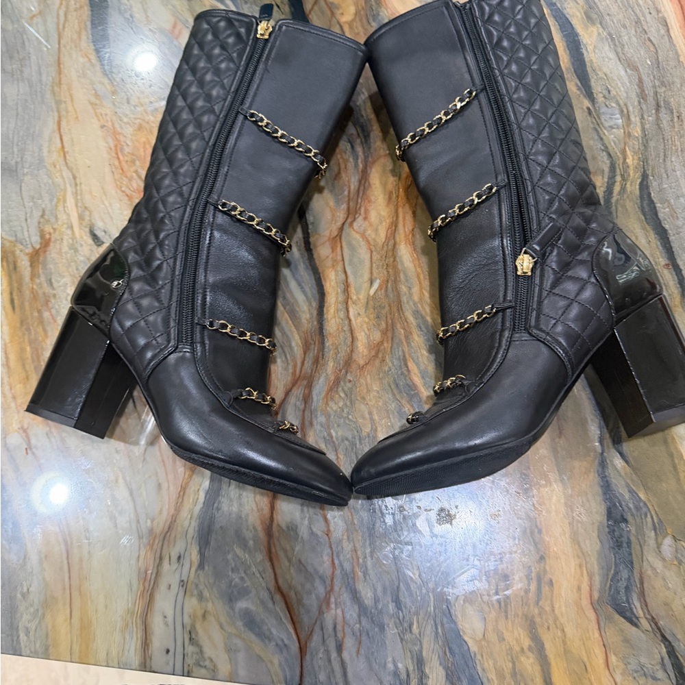 CHANEL Black Quilted Heeled Boots with Gold Accents- 37.5 - Picture 12 of 15